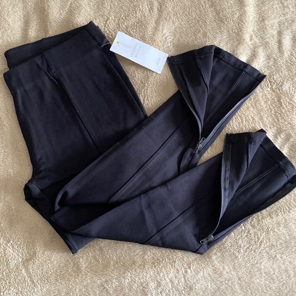 NORDSTROM Black Leggings sz M  NWT
